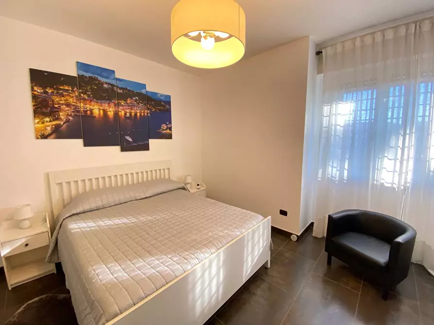 Immagine 5 di Villetta a schiera in vendita  in 1 maggio a Montignoso