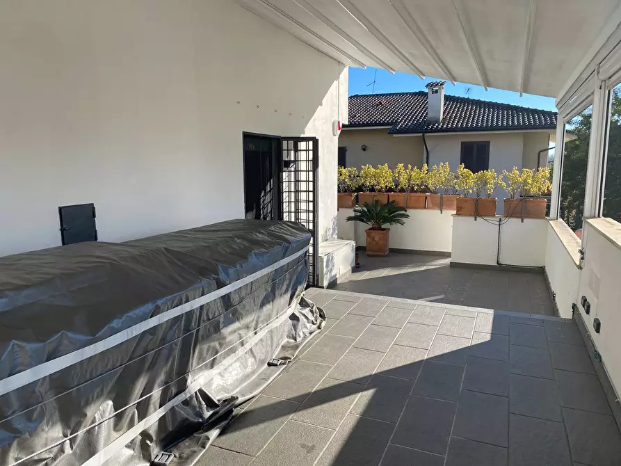 Immagine 23 di Villetta a schiera in vendita  in 1 maggio a Montignoso