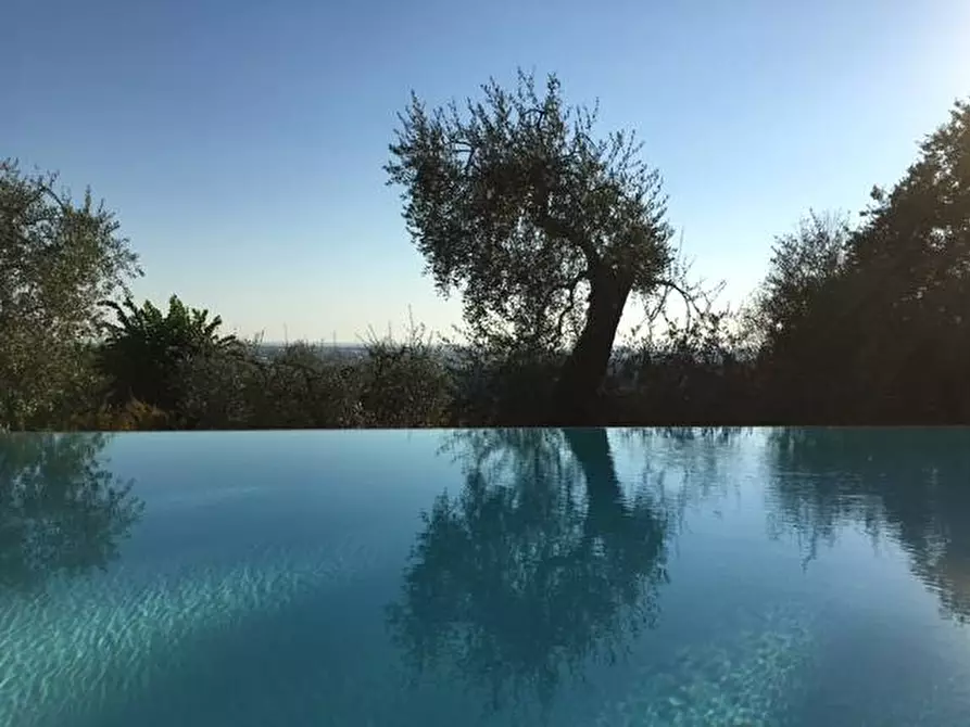 Immagine 23 di Rustico / casale in vendita  a Massarosa