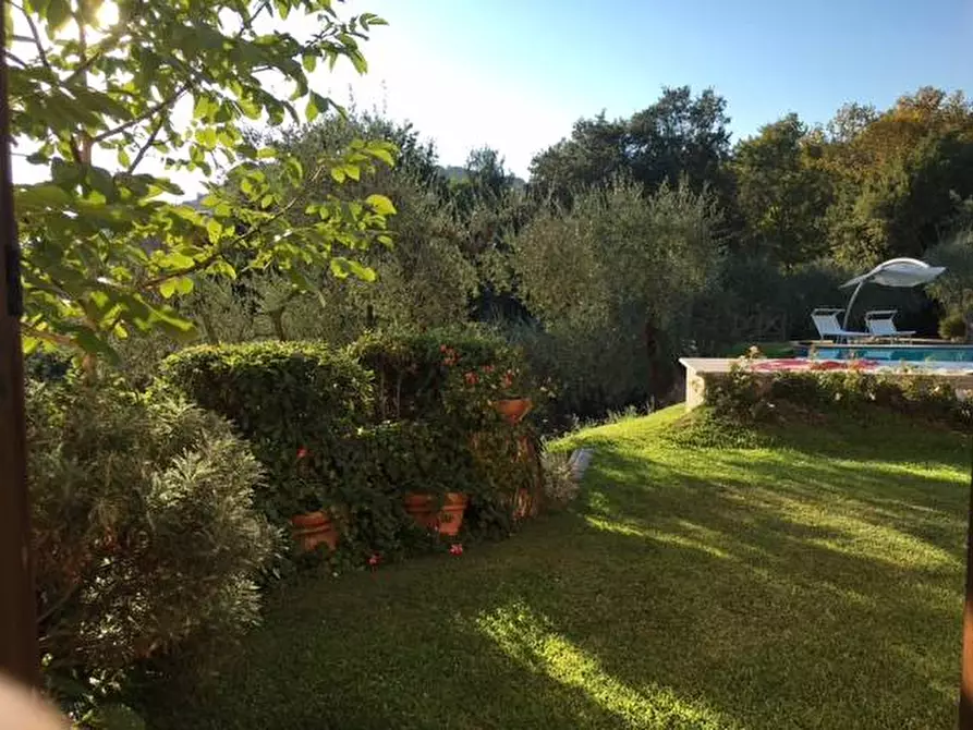 Immagine 24 di Rustico / casale in vendita  a Massarosa