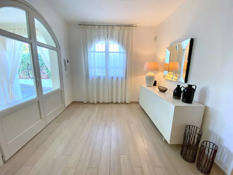 Immagine 4 di Casa semindipendente in affitto  in Forte dei Marmi Via Duca D'Aosta a Forte Dei Marmi