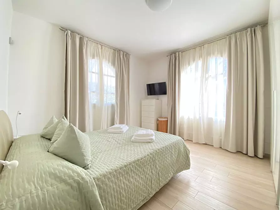 Immagine 9 di Casa semindipendente in affitto  in Forte dei Marmi Via Duca D'Aosta a Forte Dei Marmi