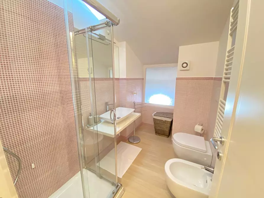 Immagine 26 di Casa semindipendente in affitto  in Forte dei Marmi Via Duca D'Aosta a Forte Dei Marmi