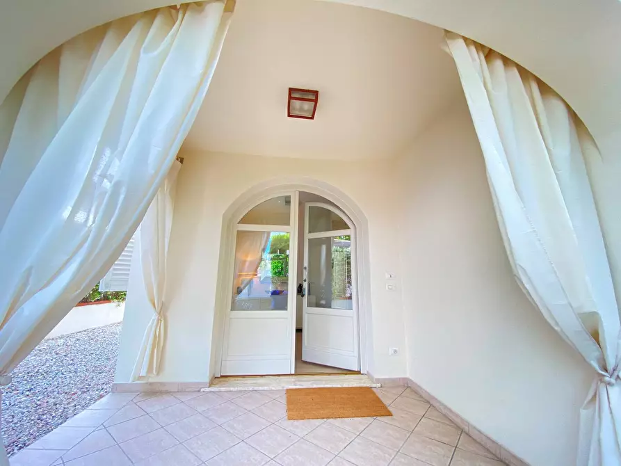 Immagine 36 di Casa semindipendente in affitto  in Forte dei Marmi Via Duca D'Aosta a Forte Dei Marmi