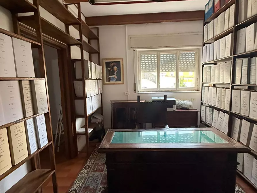 Immagine 10 di Appartamento in vendita  in Carducci a Viareggio