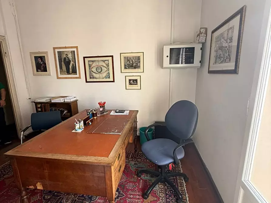 Immagine 13 di Appartamento in vendita  in Carducci a Viareggio