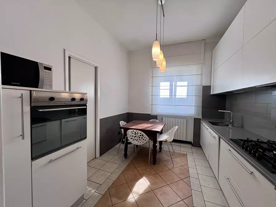 Immagine 6 di Appartamento in vendita  in Marco Polo a Viareggio