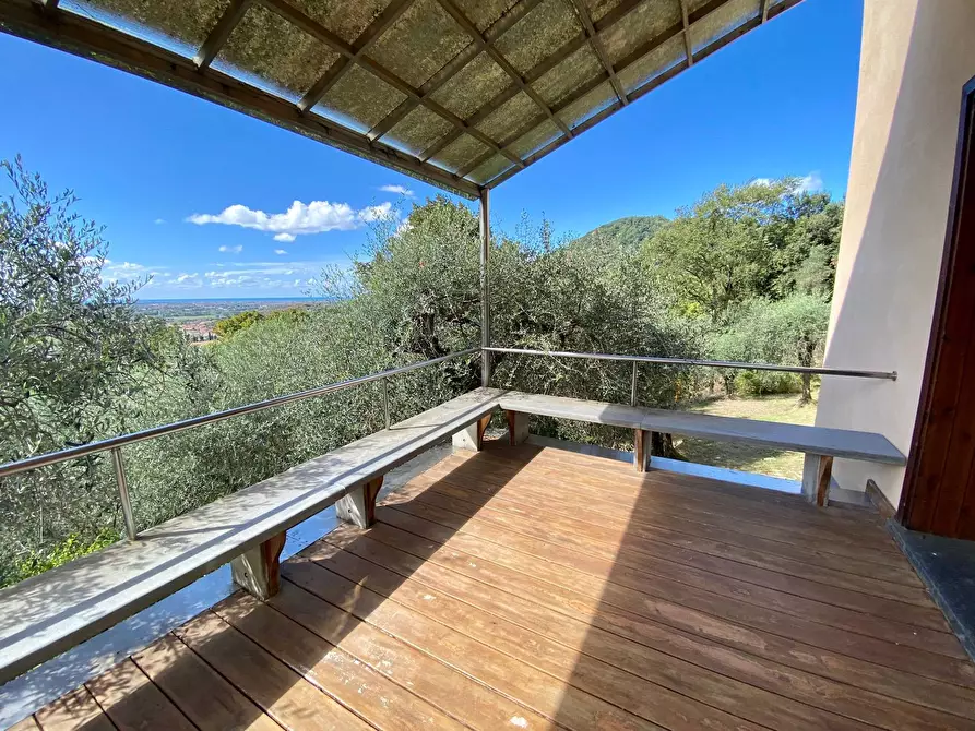 Immagine 5 di Rustico / casale in vendita  a Massarosa