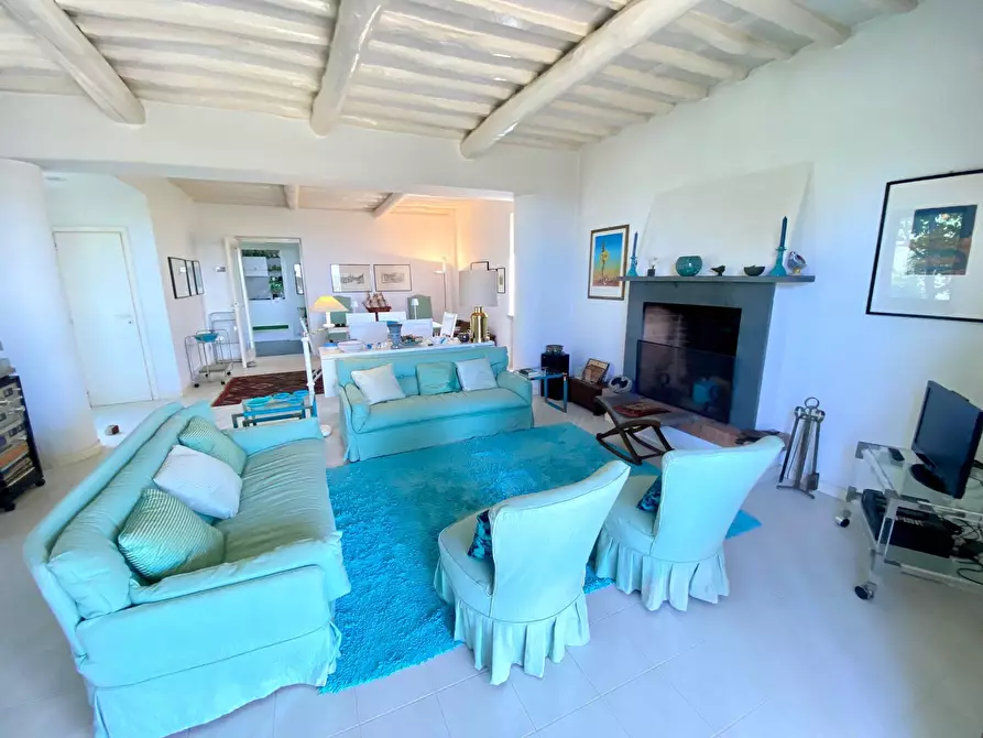 Immagine 36 di Rustico / casale in vendita  a Massarosa