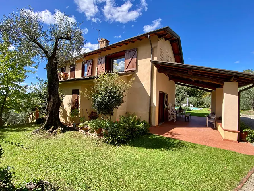 Immagine 37 di Rustico / casale in vendita  a Massarosa