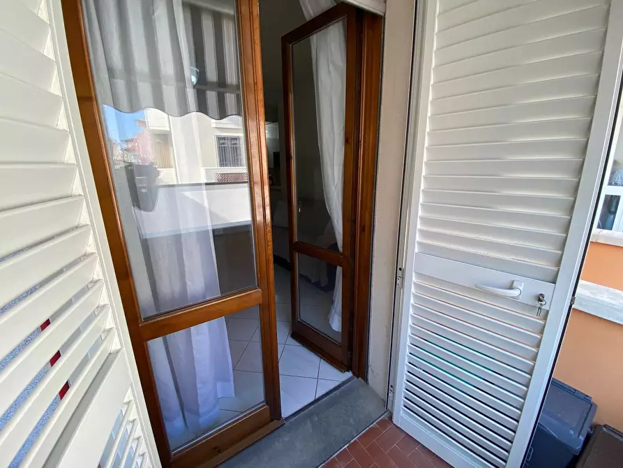 Immagine 16 di Appartamento in vendita  in Via Leonardo da Vinci a Viareggio