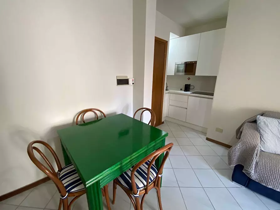 Immagine 17 di Appartamento in vendita  in Via Leonardo da Vinci a Viareggio