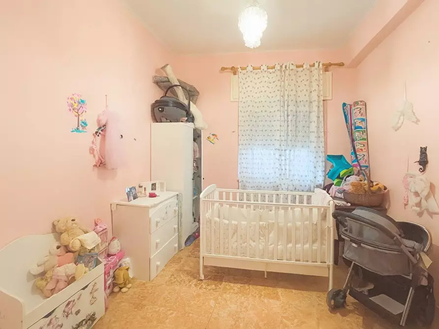 Immagine 12 di Appartamento in vendita  in Via Buonarroti a Viareggio