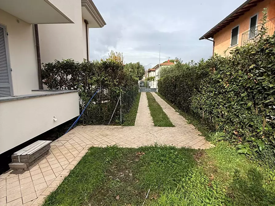 Immagine 4 di Casa semindipendente in vendita  in Pietrasanta a Pietrasanta