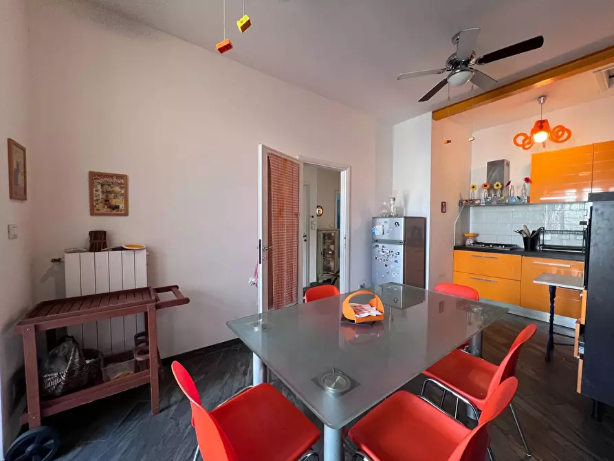 Immagine 15 di Appartamento in vendita  a Viareggio