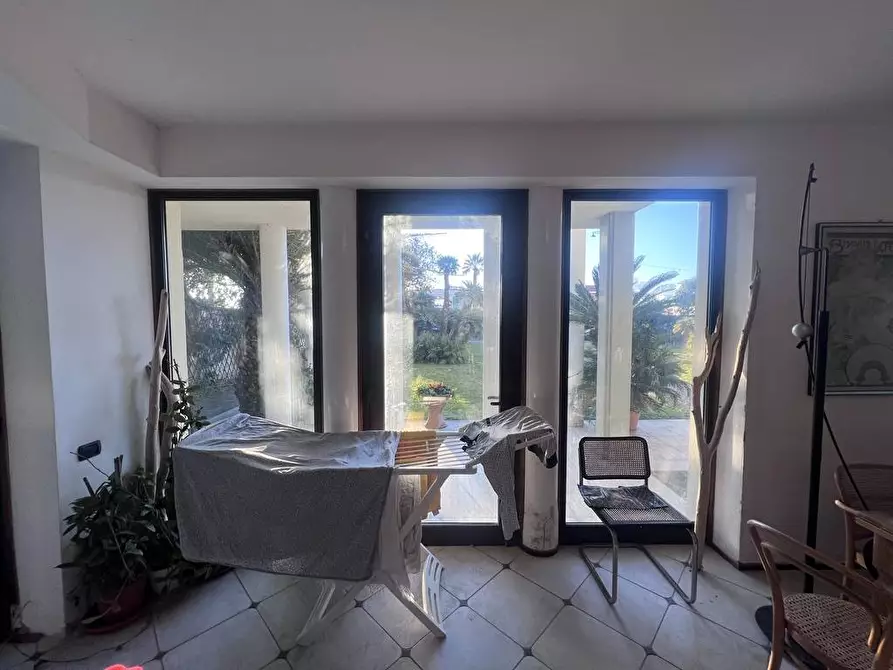 Immagine 7 di Appartamento in vendita  in Viale Manin a Viareggio