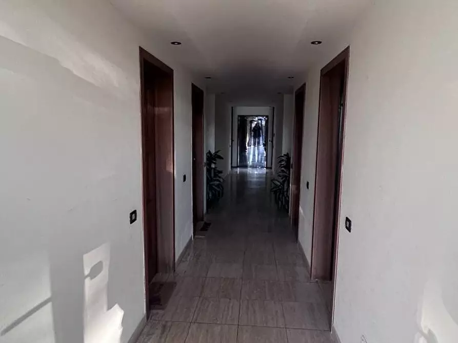 Immagine 9 di Appartamento in vendita  in Viale Manin a Viareggio