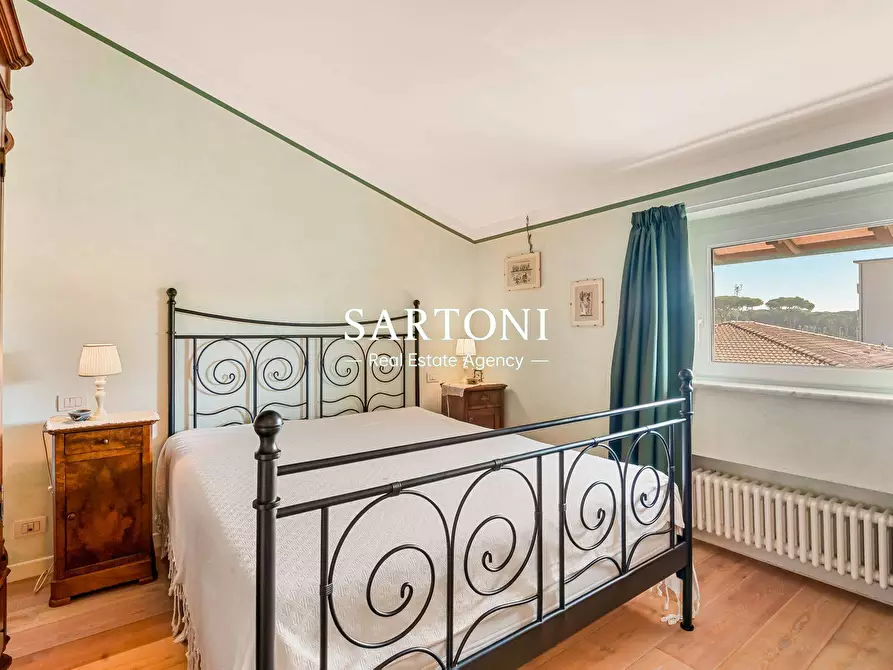 Immagine 19 di Casa indipendente in vendita  in Via Virgilio a Viareggio