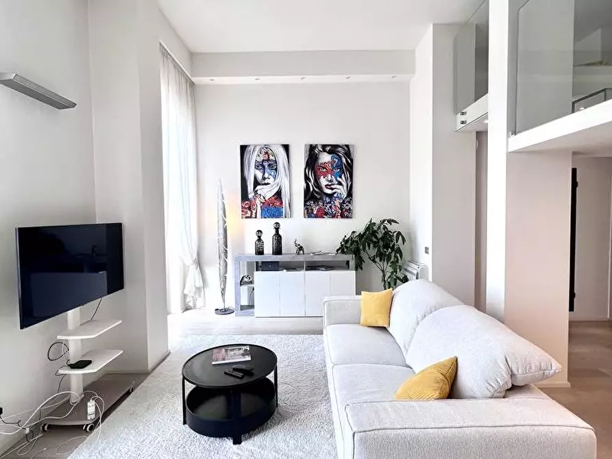 Immagine 23 di Appartamento in vendita  in Via Giuseppe Barellai a Viareggio