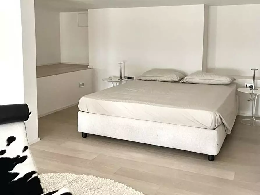 Immagine 25 di Appartamento in vendita  in Via Giuseppe Barellai a Viareggio