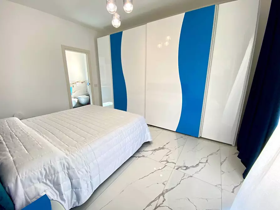 Immagine 16 di Villa in vendita  a Pietrasanta