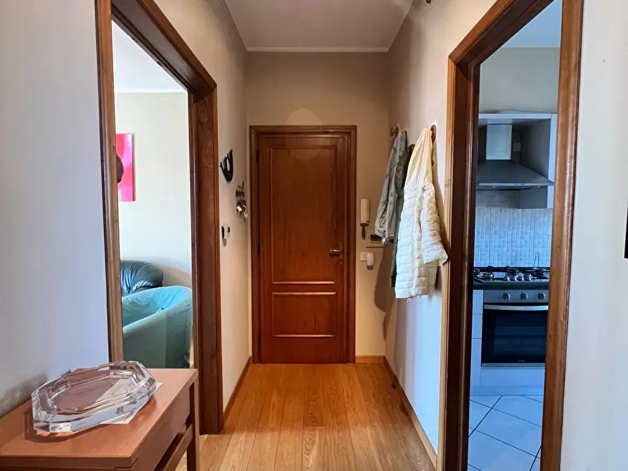 Immagine 5 di Appartamento in vendita  in Via Carlo Pisacane a Viareggio
