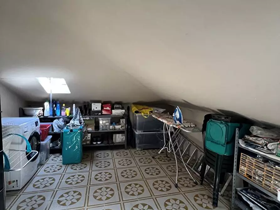 Immagine 18 di Appartamento in vendita  in Via Carlo Pisacane a Viareggio