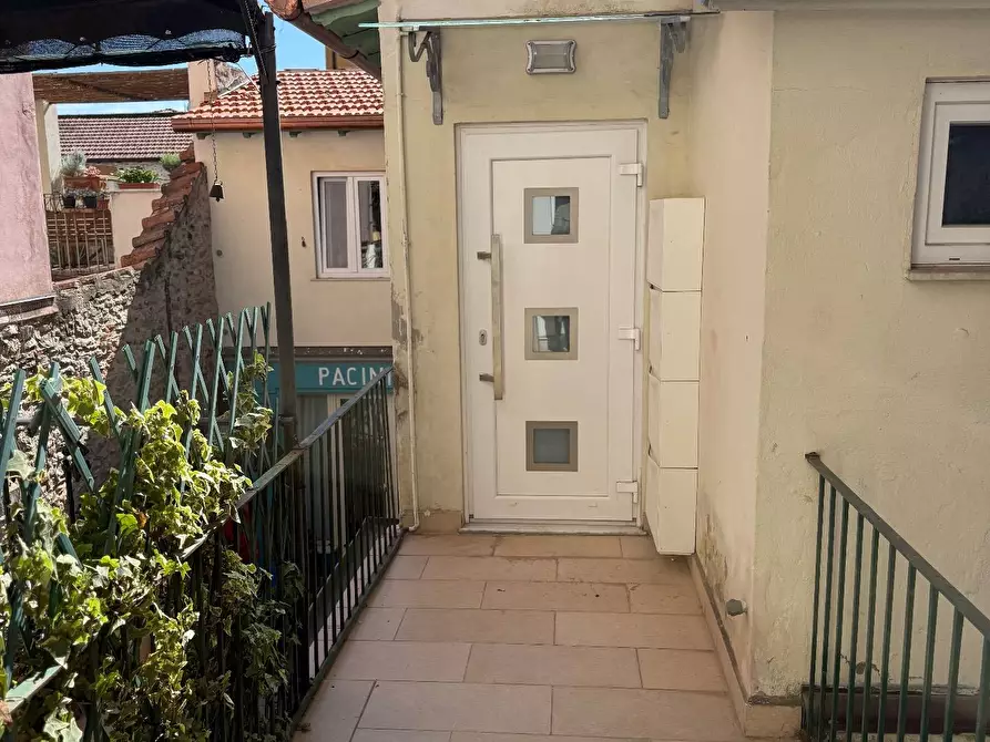 Immagine 1 di Appartamento in vendita  in Pietrasanta a Pietrasanta
