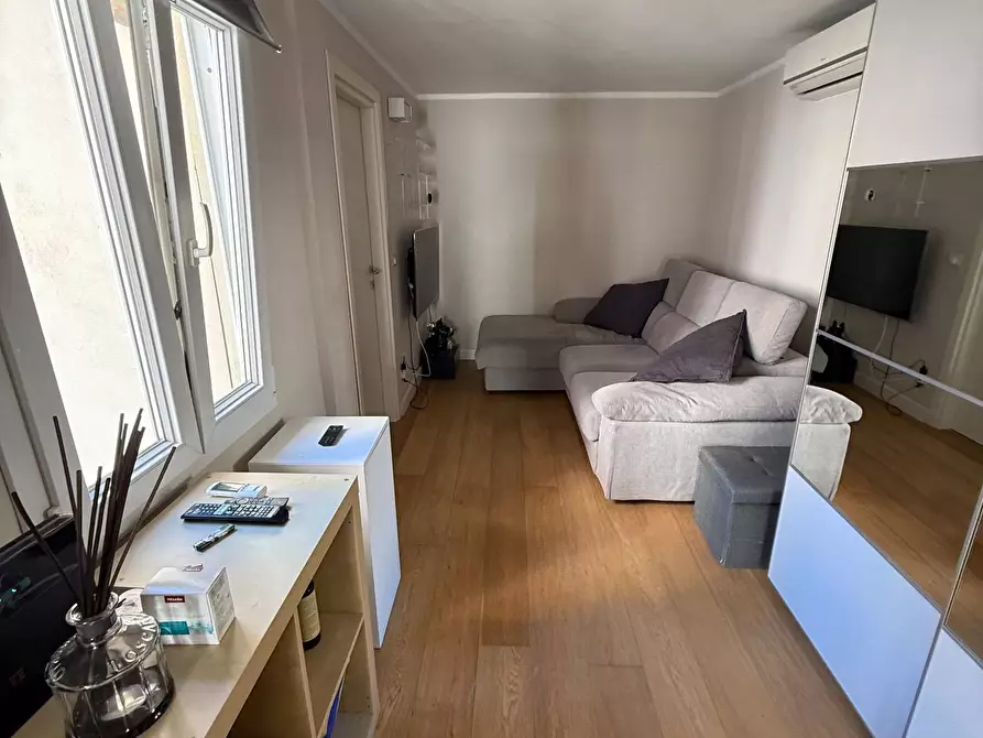 Immagine 2 di Appartamento in vendita  in Pietrasanta a Pietrasanta