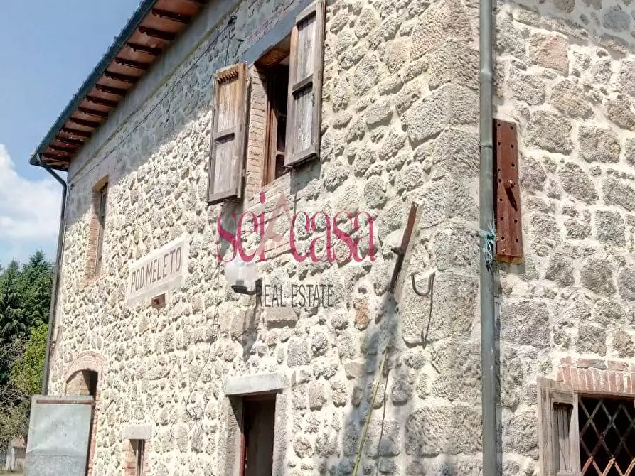 Immagine 1 di Rustico / casale in vendita  a Santa Fiora