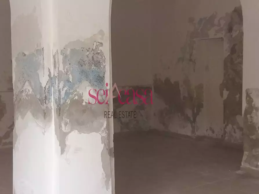 Immagine 2 di Locale commerciale in vendita  a Grosseto