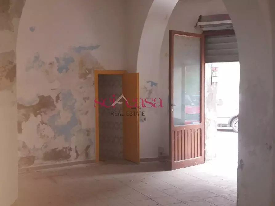 Immagine 3 di Locale commerciale in vendita  a Grosseto