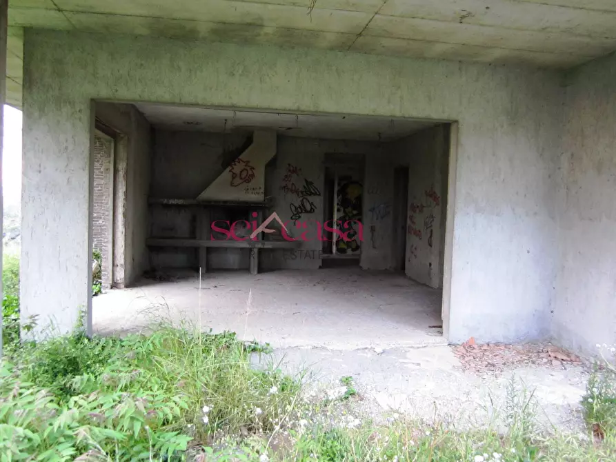 Immagine 3 di Villa in vendita  a Campagnatico