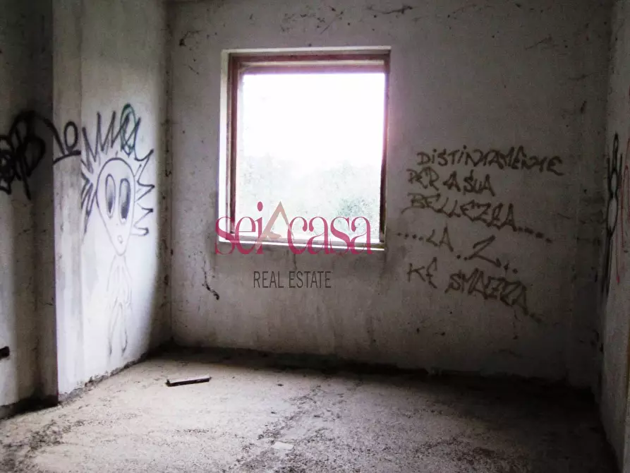 Immagine 5 di Villa in vendita  a Campagnatico