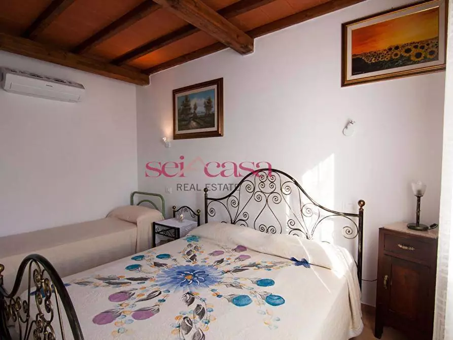 Immagine 10 di Agriturismo in vendita  a Grosseto