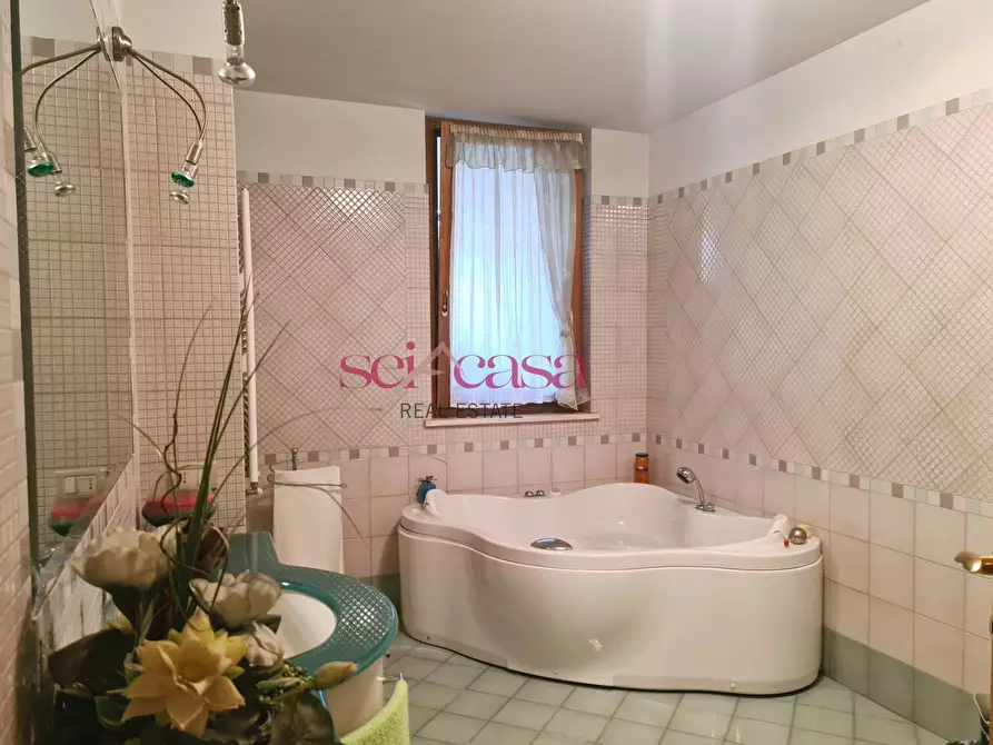 Immagine 27 di Villa in vendita  a Grosseto