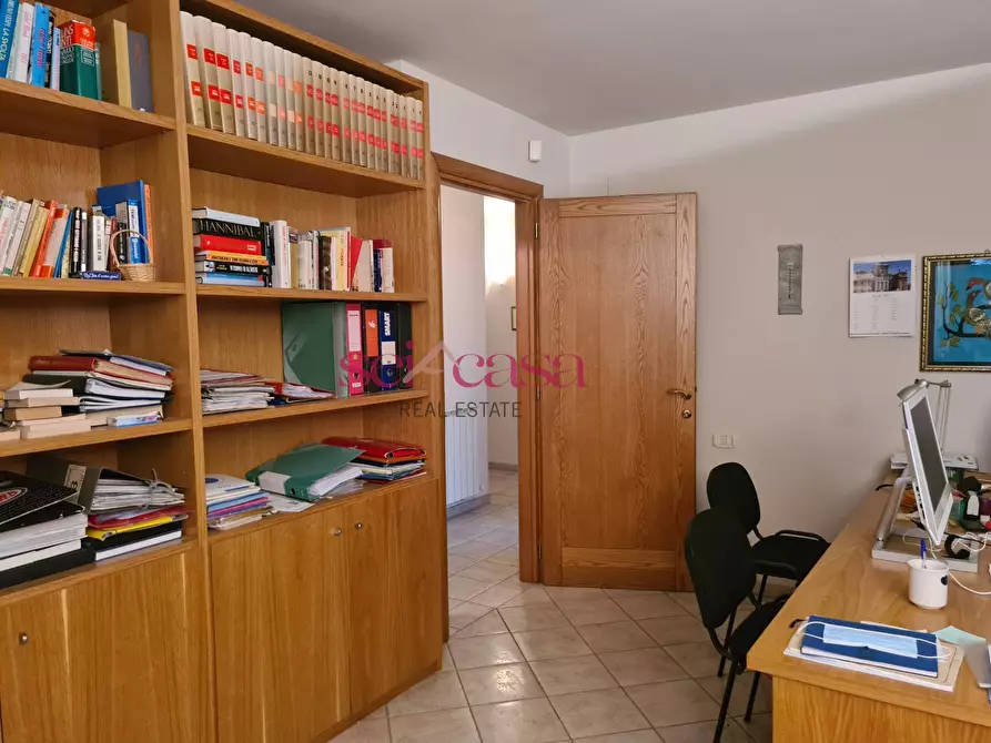 Immagine 26 di Villa in vendita  a Grosseto