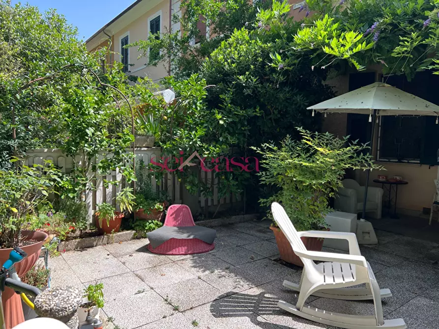 Immagine 47 di Villa in vendita  a Grosseto