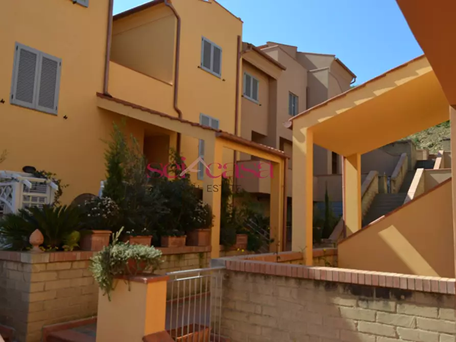 Immagine 2 di Appartamento in vendita  a Castiglione Della Pescaia