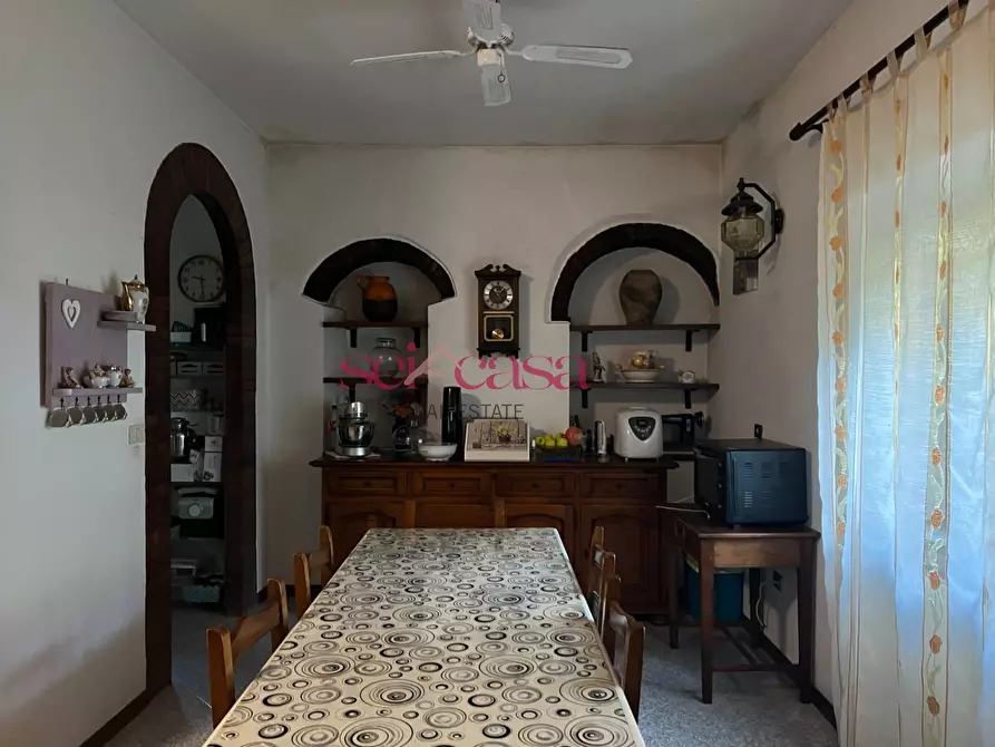 Immagine 17 di Rustico / casale in vendita  a Scansano