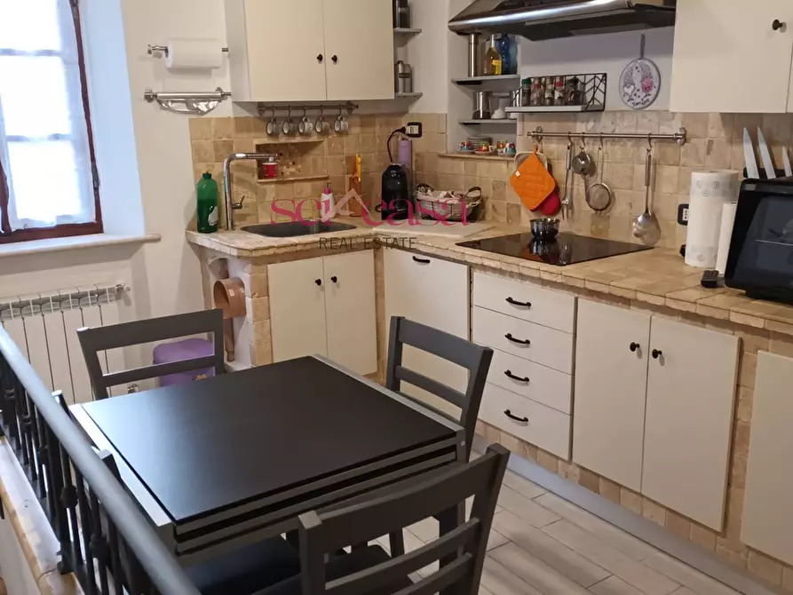 Immagine 4 di Casa semindipendente in vendita  a Castel Del Piano