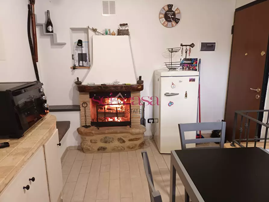 Immagine 5 di Casa semindipendente in vendita  a Castel Del Piano