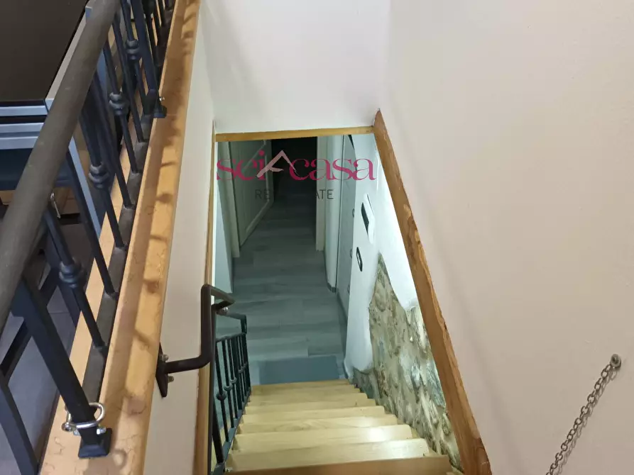 Immagine 7 di Casa semindipendente in vendita  a Castel Del Piano