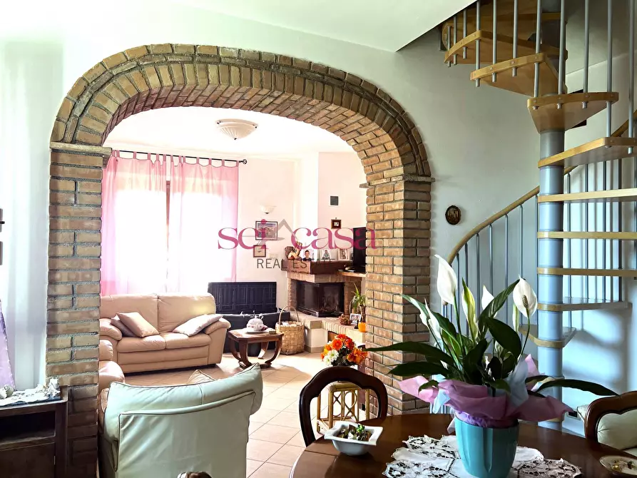 Immagine 37 di Rustico / casale in vendita  a Campagnatico