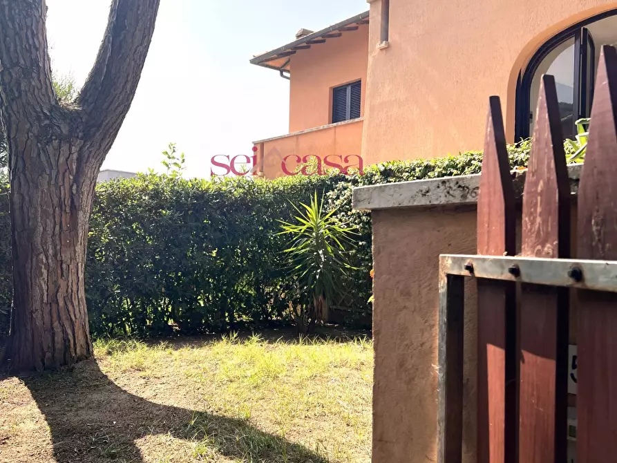 Immagine 33 di Casa indipendente in vendita  a Castiglione Della Pescaia
