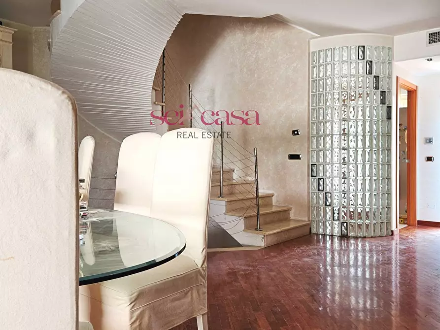 Immagine 4 di Villa in vendita  a Grosseto