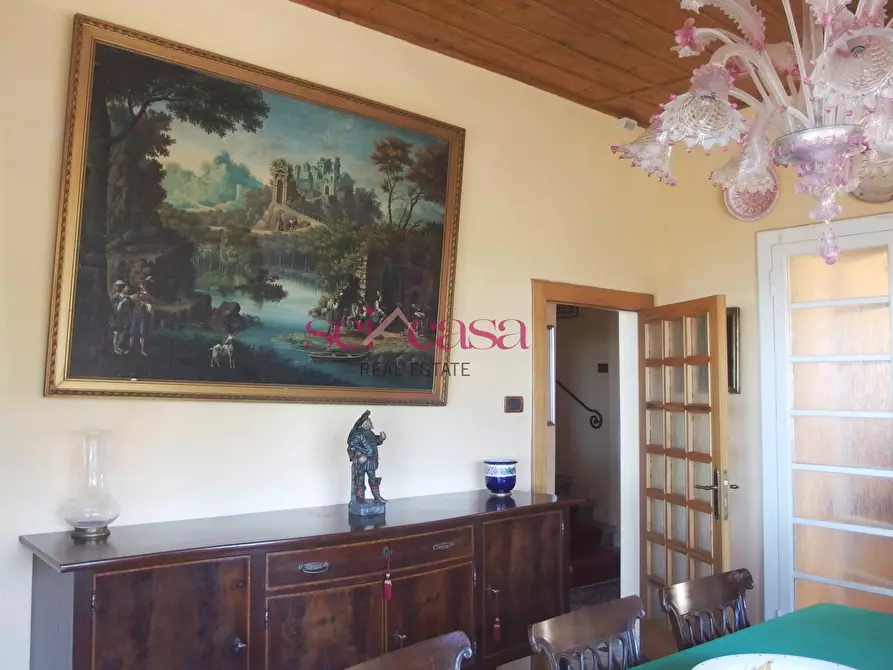 Immagine 31 di Villa in vendita  a Livorno