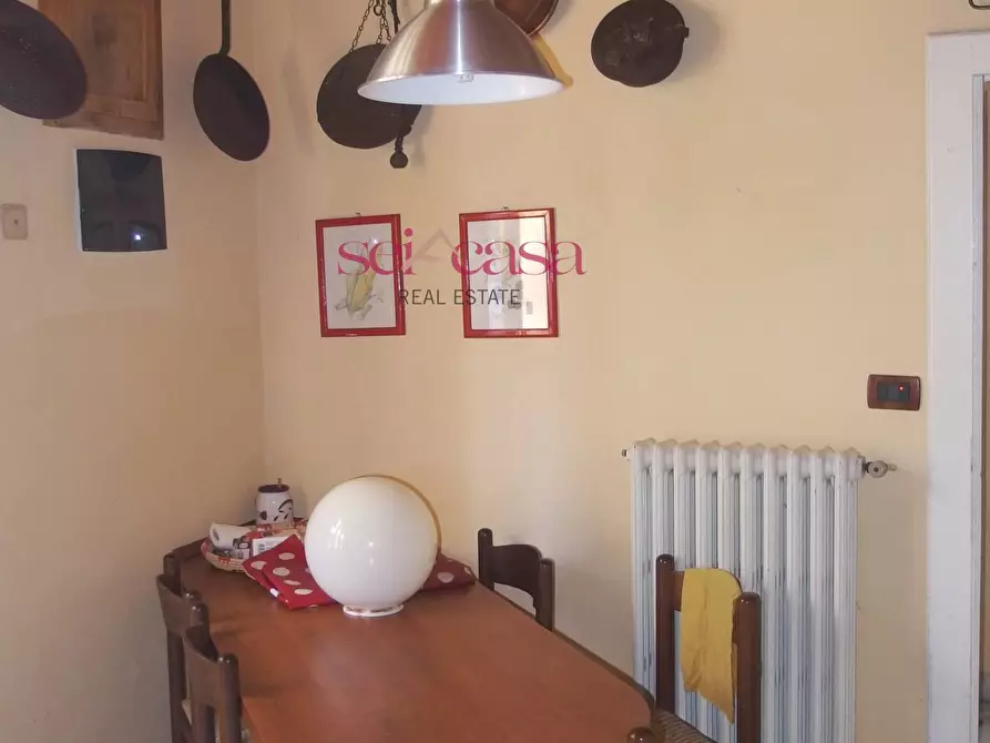 Immagine 39 di Villa in vendita  a Livorno