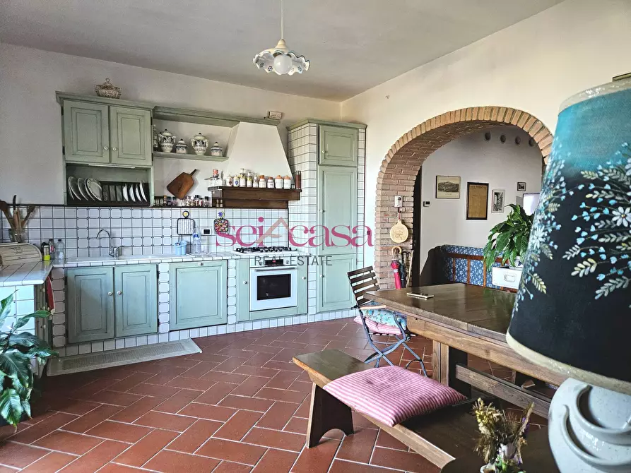 Immagine 8 di Villa in vendita  a Roccastrada