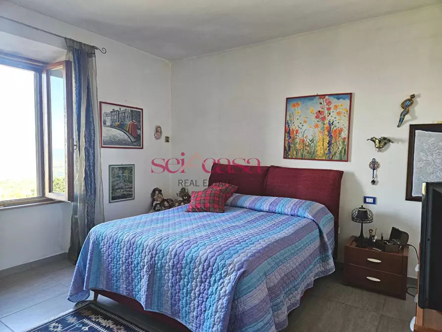 Immagine 26 di Villa in vendita  a Roccastrada